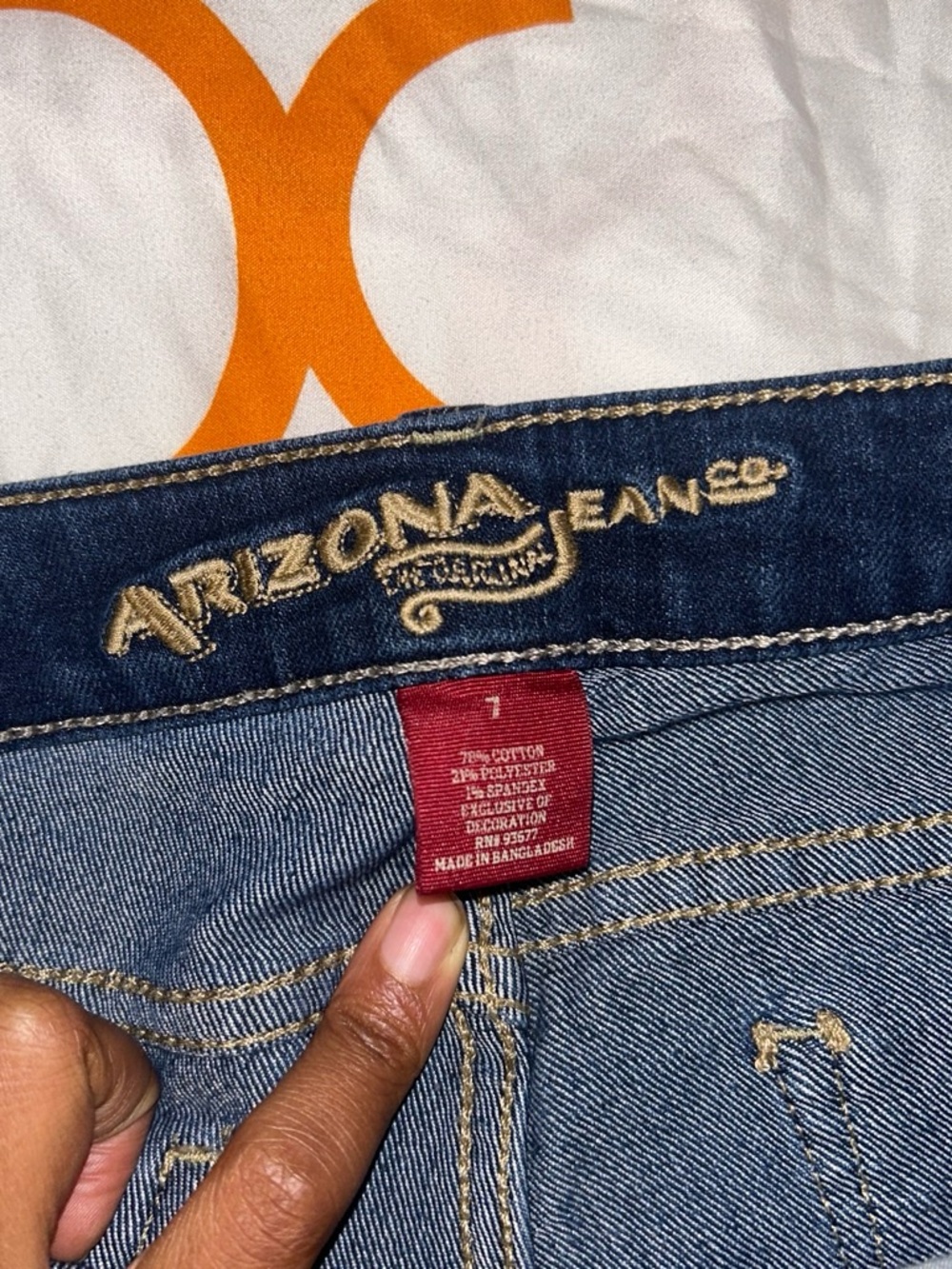 Arizona Jean Company Dark Blue Denim Ankle Jeans with Gold Stitching